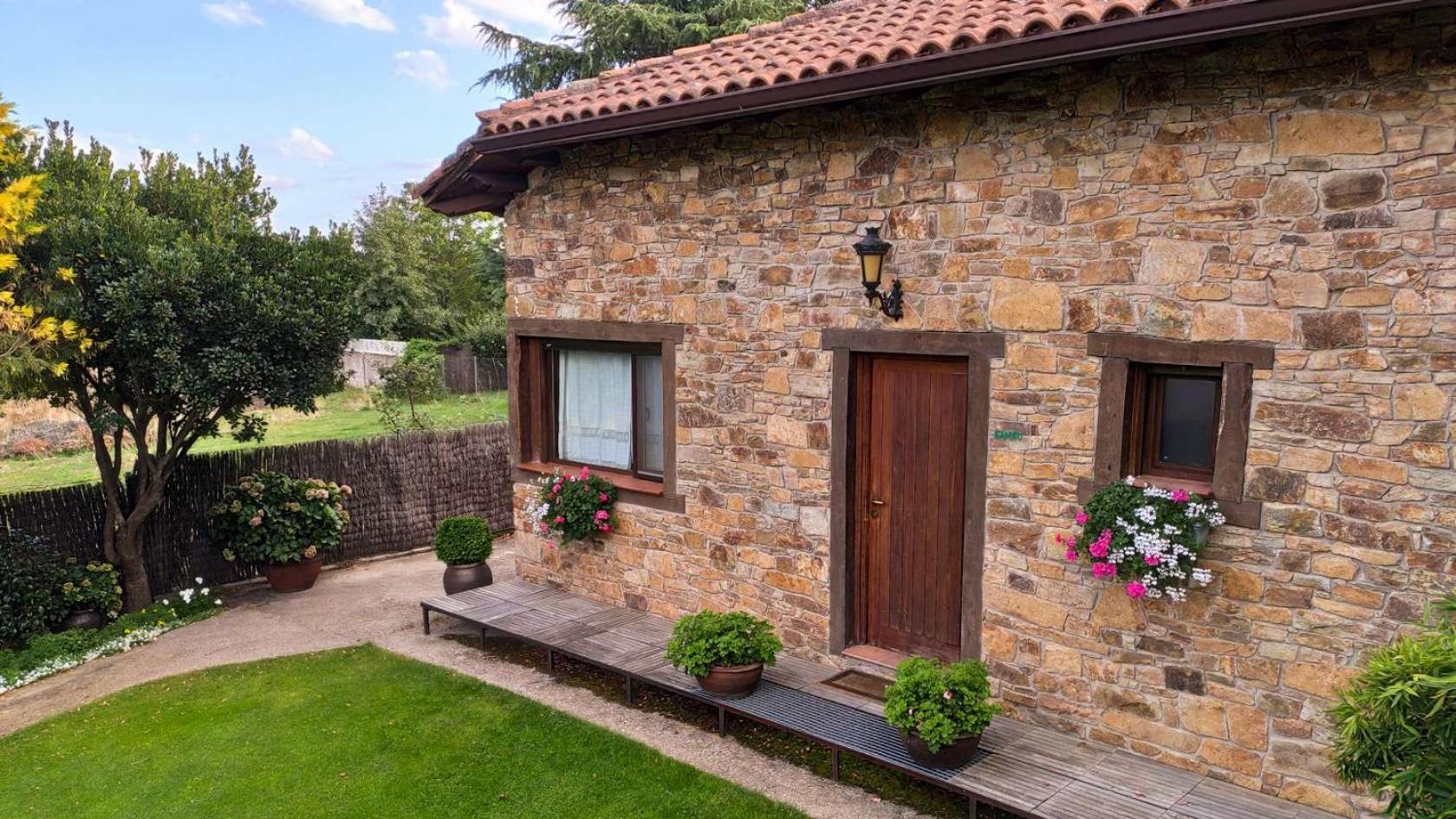 Saika Rural Apartment Manjirón Екстериор снимка